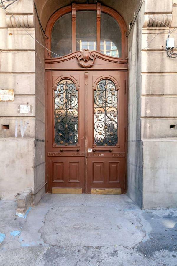 Cozy Studios On Freedom Square Tbilisi Eksteriør billede
